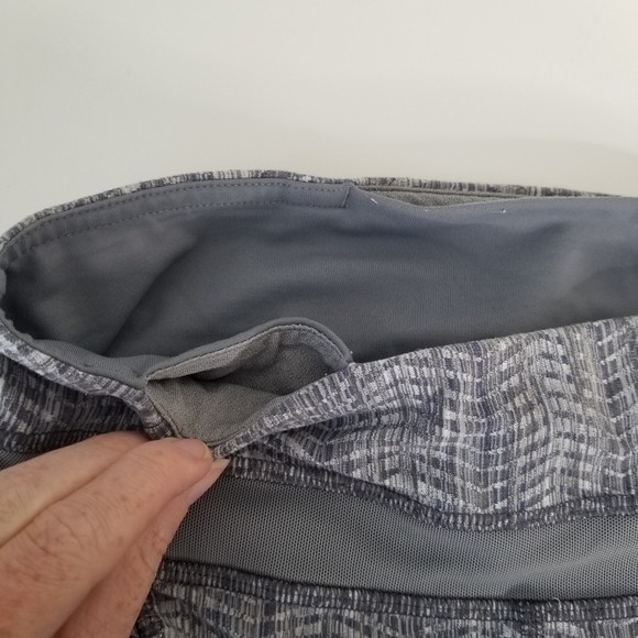 Lululemon Inspire Tight II Size 4 Mesh Arrow Jacquard Battleship Silver Spoon - Picture 11 of 16